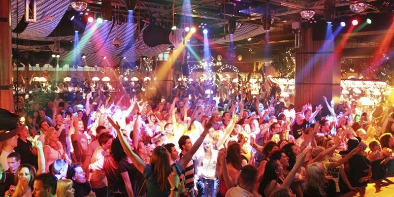 Ballermann Party Bus