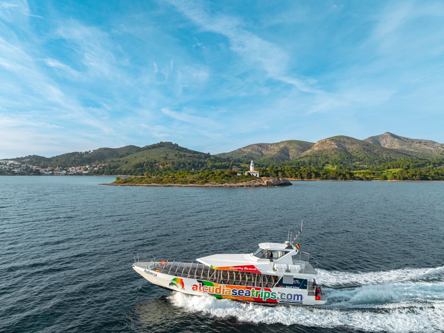 barco en bahia de Alcudia