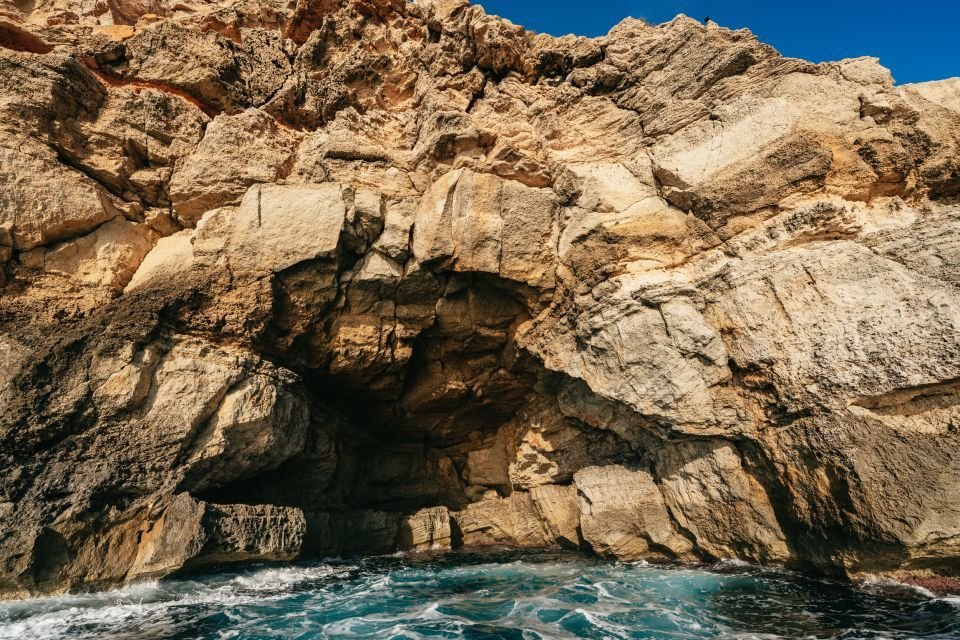 cueva del mar