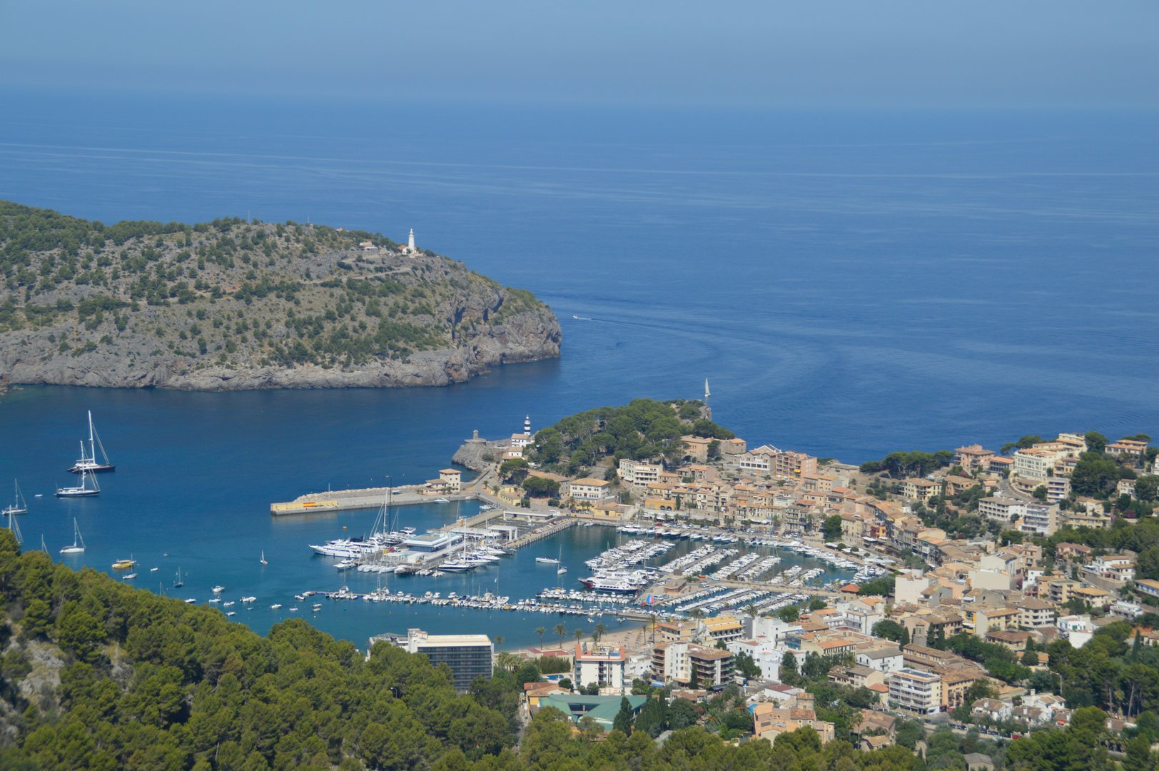 puerto desde el helicoptero