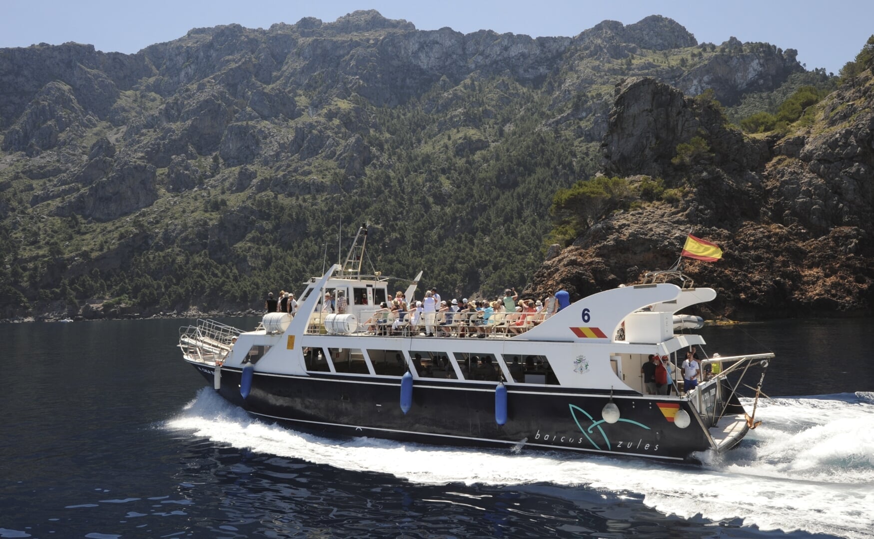 serra de tramuntana barco