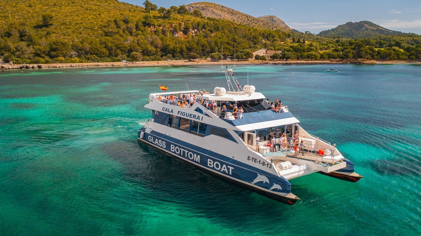 Glass bottom boat from Alcudia