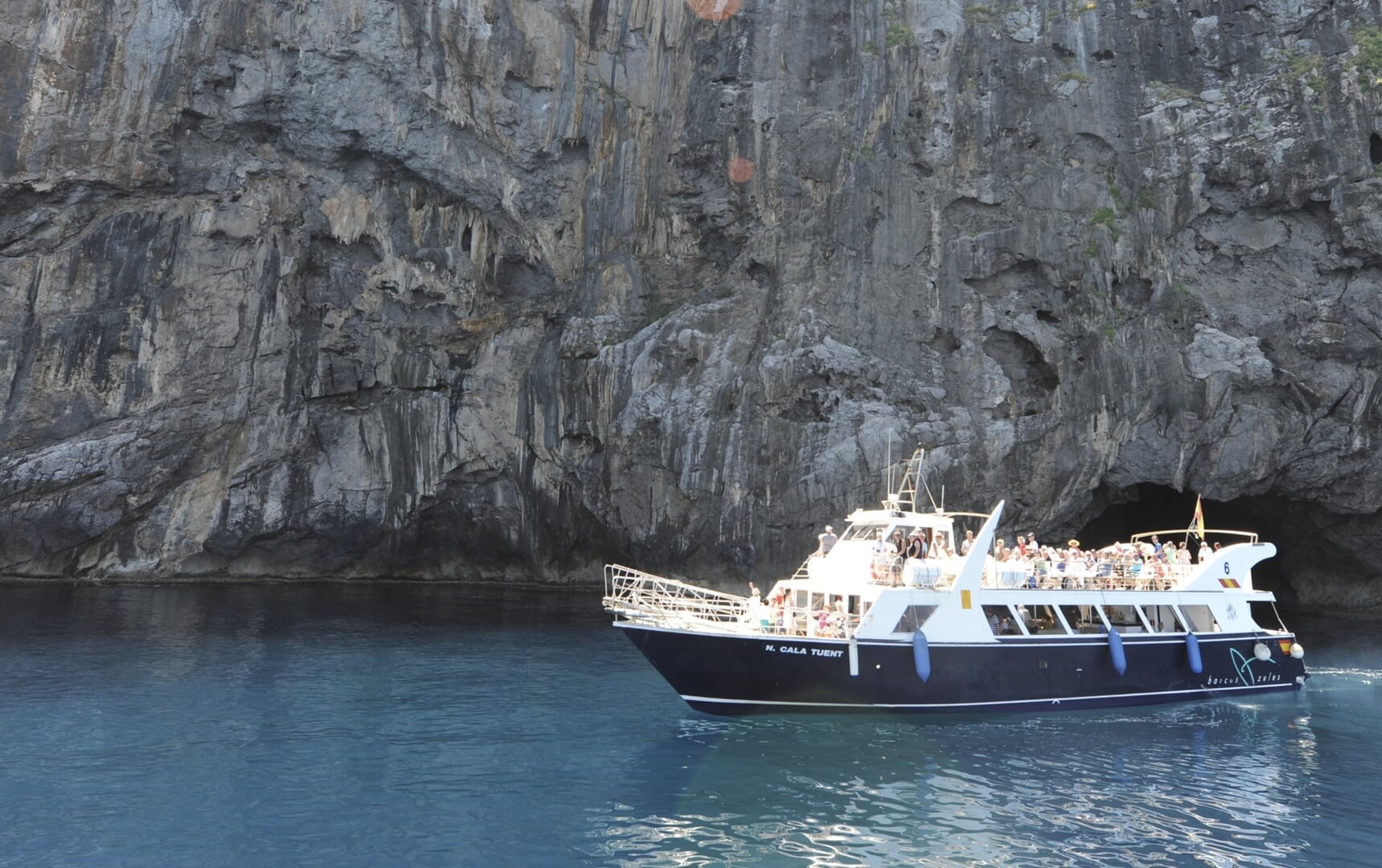 boat with slides