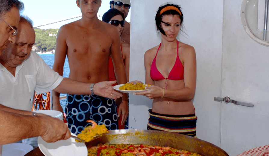 paella buffet included in the price