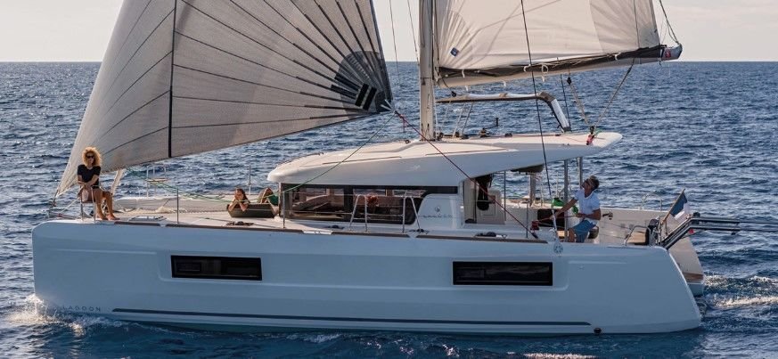 catamaran good life mallorca