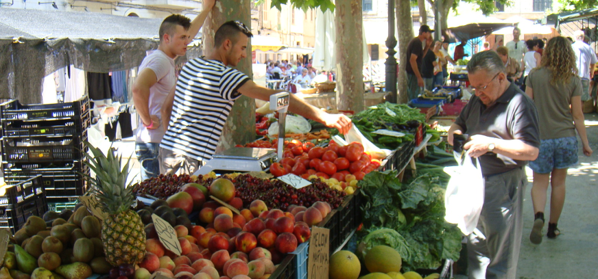 fruits and vegetables on the market