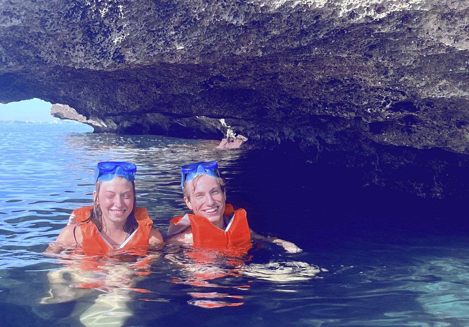 swimming off na galera