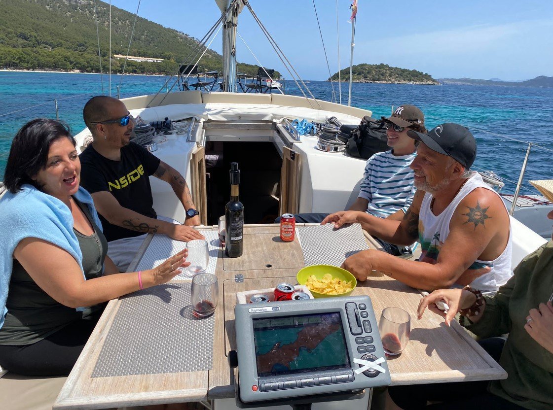 tapas and drinks during the excursion inklusive