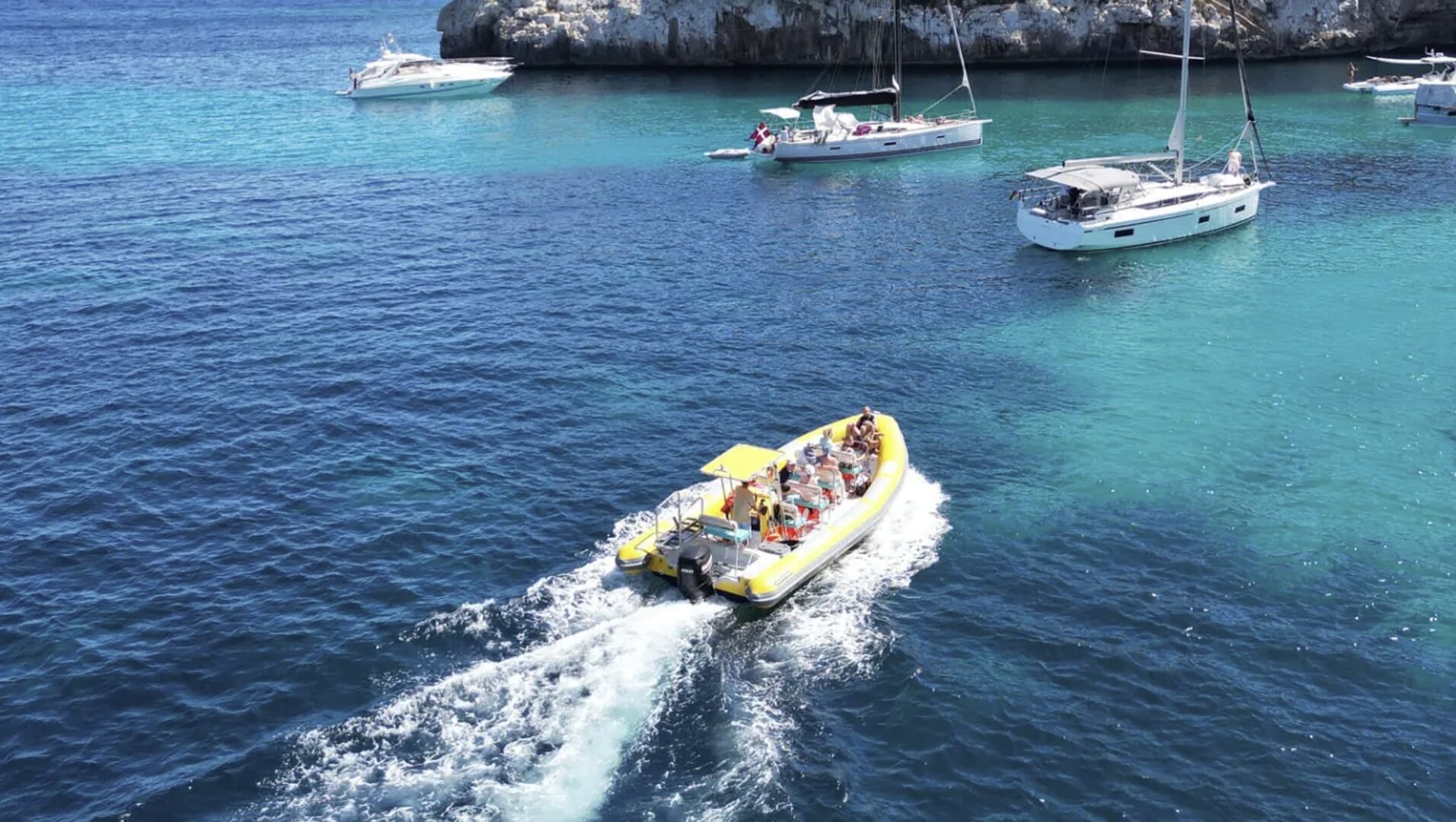 s'almunia beach huts