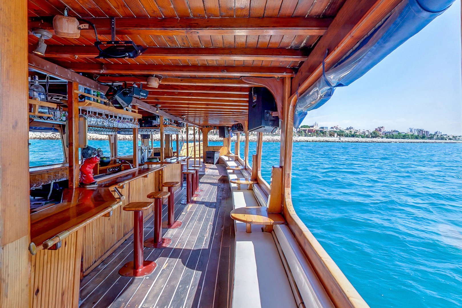 Sunset depart by boat from Palma